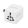 Adaptador de viagem universal GEMBIRD TPA-INT-01-W — entrada 100–250 V, ficha Type-G, dimensões compactas 84×56×85 mm