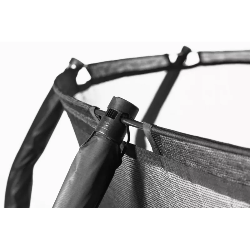 Trampolim Salta Premium Black Edition 244 x 396 cm, modelo 5363, superfície de salto retangular
