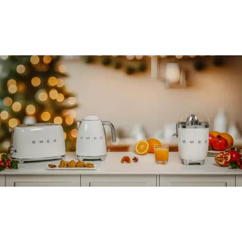 Smeg KLF03WHEU Chaleira elétrica KLF03WHEU-cromado, Cromado