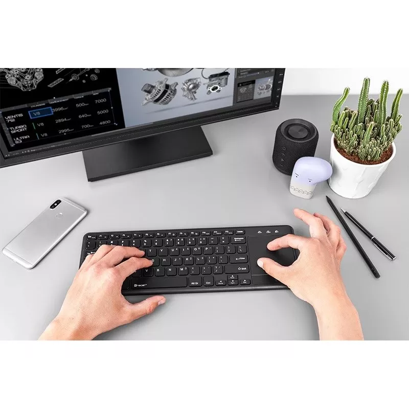 Teclado sem fios RF TRACER TRAKLA46367 — tamanho completo, membrana, touchpad, 2,4 GHz, preto