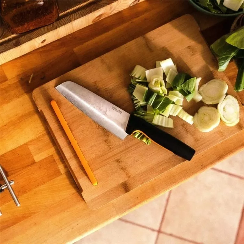 Faca de cozinha Fiskars 1057536 em aço inoxidável 1 unidade faca Santoku