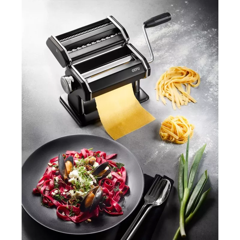 Máquina de massa manual GEFU GF89426 – para lasanha, tagliatelle, tagliolini; aço inoxidável e plástico; 205×200×155 mm