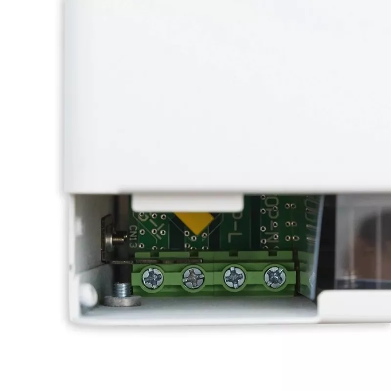 Inversor solar off-grid QOLTEC 3500W modelo 53864 para sistemas fotovoltaicos autónomos