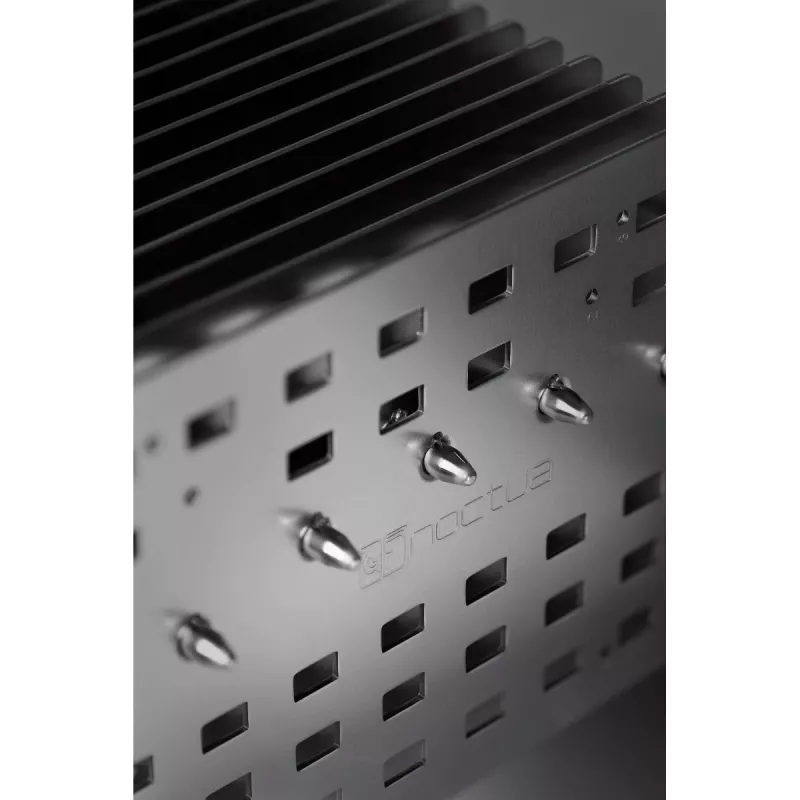 Dissipador/Radiador Noctua NH-P1 alumínio 158x154x152 mm