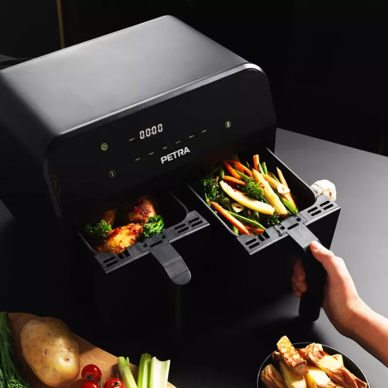 Fritadeira de ar quente Petra PT4750BLKVDEEU7, câmara dupla, capacidade 3,7 L, preta