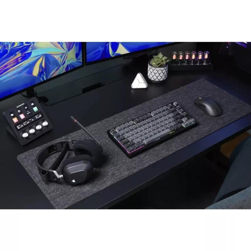 Teclado gaming mecânico CORSAIR K65 PLUS Wireless — Nordic preto, layout compacto, USB Type-A