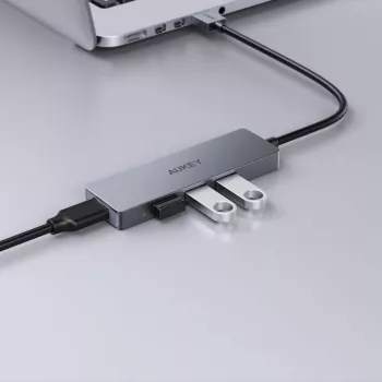 Hub USB Aukey CB-H36 — 4 portas USB 3.2 Gen 1 Type-A, host USB 2.0, 5000 Mbit/s, alumínio prateado