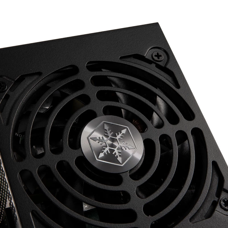 Fonte de alimentação SILVERSTONE SX750 Platinum 750W 80 Plus Platinum, formato SFX-L