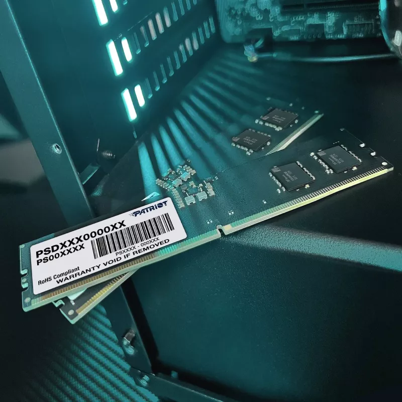Patriot Signature Line PSD516G480081 módulo de memória UDIMM DDR5-4800 de 16 GB CL40, On-die ECC, 1,1 V, preto