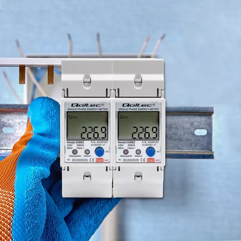 Contador de consumo de energia eletrónico monofásico Qoltec 50882 para calha DIN | Wi-Fi | TUYA | 230V | LCD