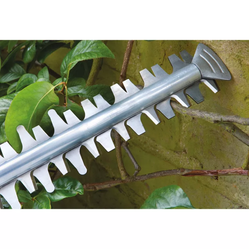 Corta-sebes elétrico Bosch EasyHedgeCut 18-45 — lâmina dupla de 45 cm, bateria de 18 V, 2.3 kg