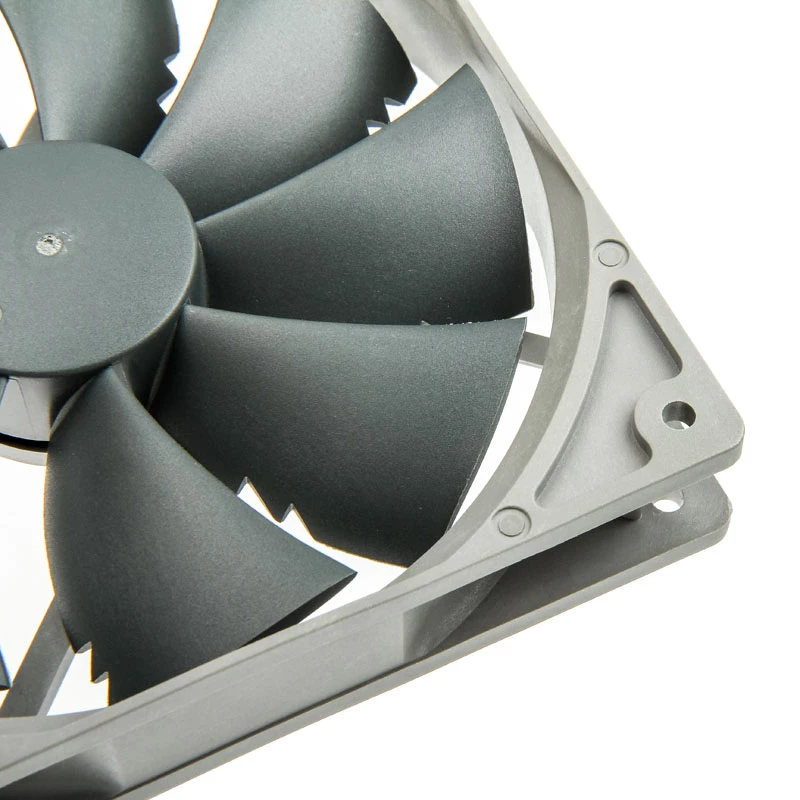Ventoinha Noctua NF-P14s redux-900