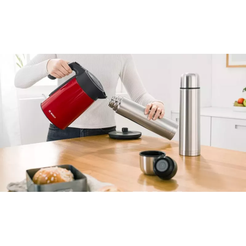 Chaleira elétrica Bosch TWK7L464 – capacidade de 1,7 L, 2400 W, vermelha, caixa em plástico