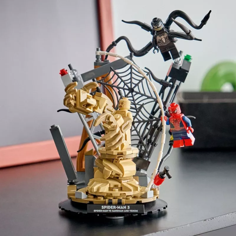 LEGO MARVEL 76334 Combate épico: Spider-Man contra Sandman