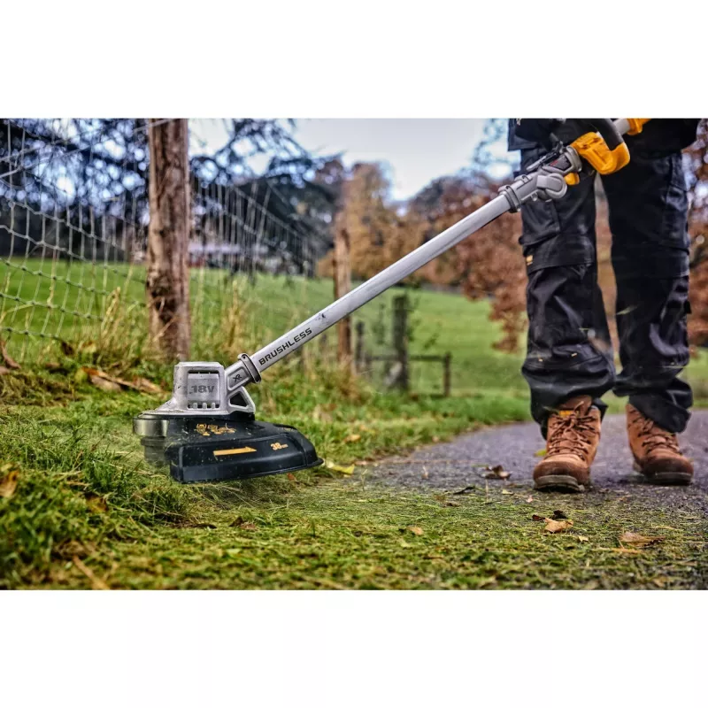 Corta-relvas DeWALT DCMST561N-XJ