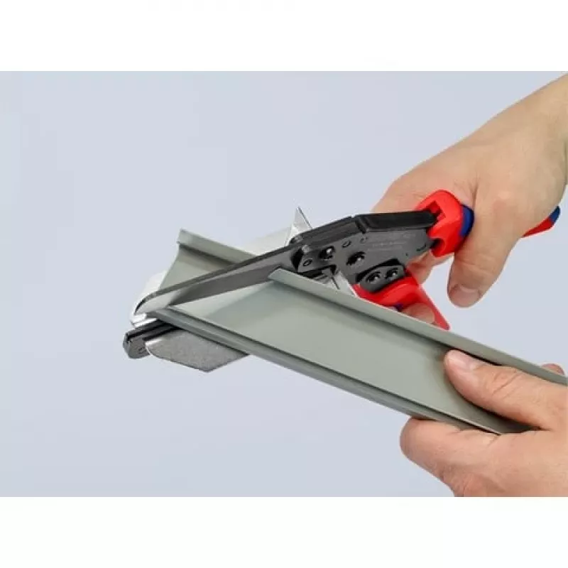 Alicate Knipex 95 02 21