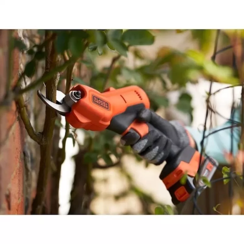 Tesoura de jardim com bateria Black & Decker 18V/2.0Ah BCPP18D1 Power shear