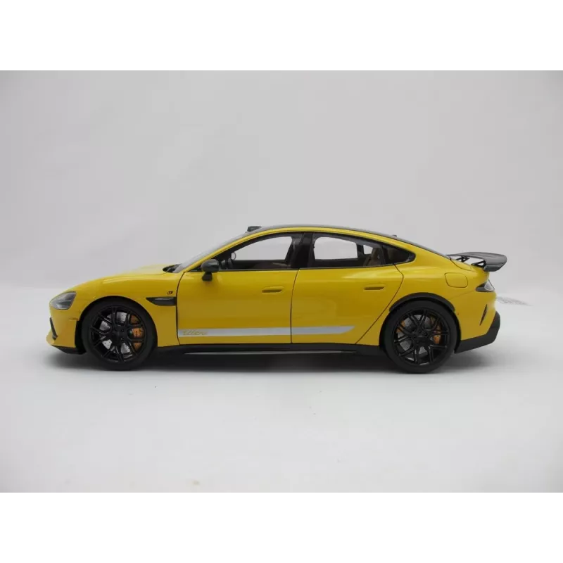 Modelo de automóvel clássico Xiaomi BHR08KQGL pré-montado à escala 1:18 — 284×110×82,5 mm