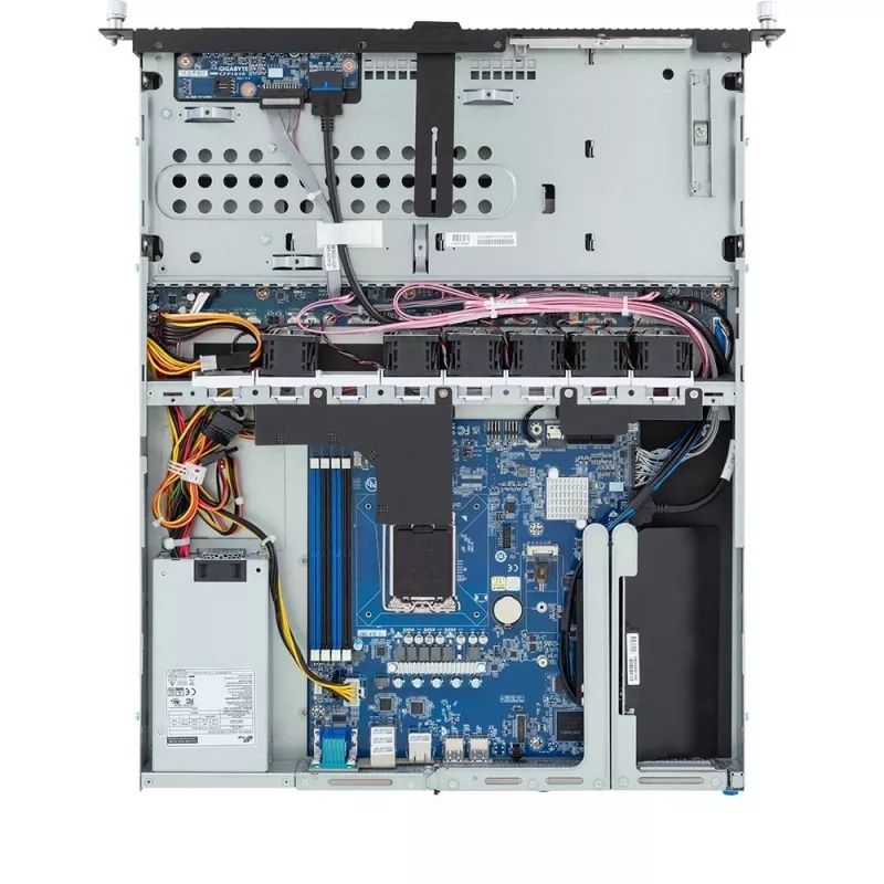 Servidor rack GIGABYTE R123-X00-AA01 1U — plataforma Intel Xeon Scalable de socket único, LGA 1700, DDR5, 4 DIMM, baías de 2,5 polegadas x4, fonte de alimentação 400 W (80 PLUS Gold)