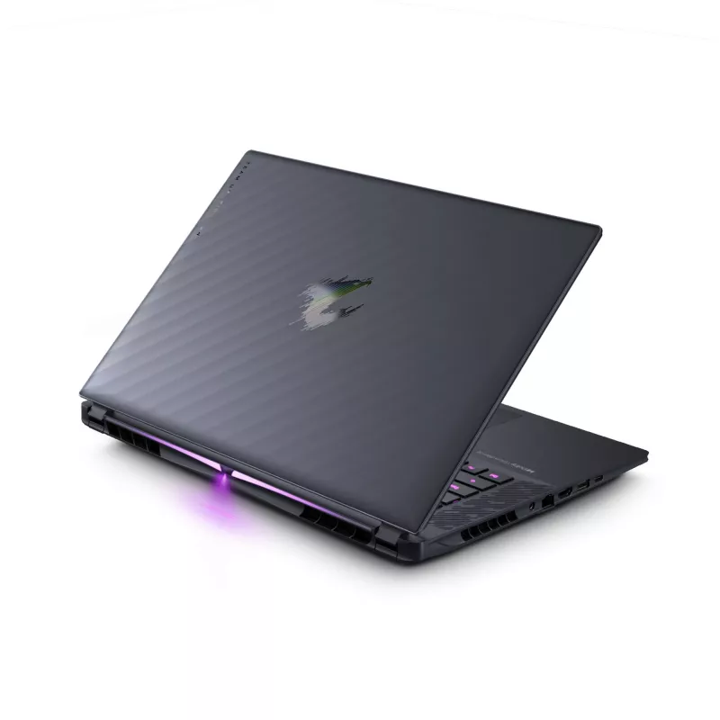 Portátil Gigabyte ELITE 16 2025 Ultra 9 16 polegadas 32GB 1TB RTX 5070 W11P