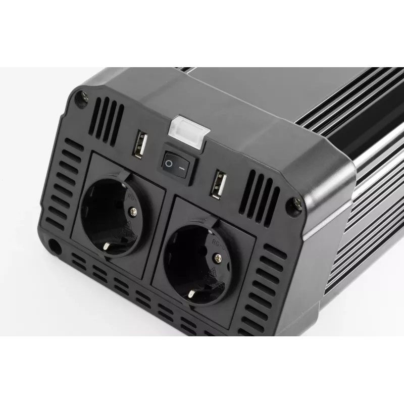 Transformador de tensão Technaxx TE16 1200W