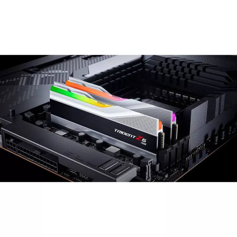 G.Skill | Trident Z5 RGB | 32 GB | DDR5 | 5600 MHz | PC/servidor | Registered No | ECC No
