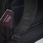 Mochila Rivacase Tegel 8460 preta poliéster