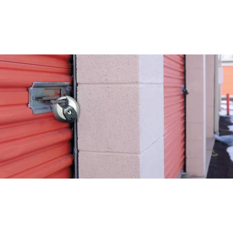 Cadeado de disco MASTER LOCK 70 mm Excell aço inoxidável, arco protegido, chave diferente