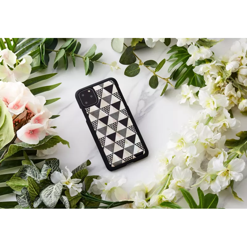 Capa para smartphone iKins para iPhone 11 Pro Max, design pirâmide preto, capa rígida protetora