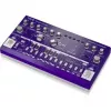 Sintetizador de baixo Behringer TD-3-GP roxo — linha de baixo analógica com sequenciador incorporado
