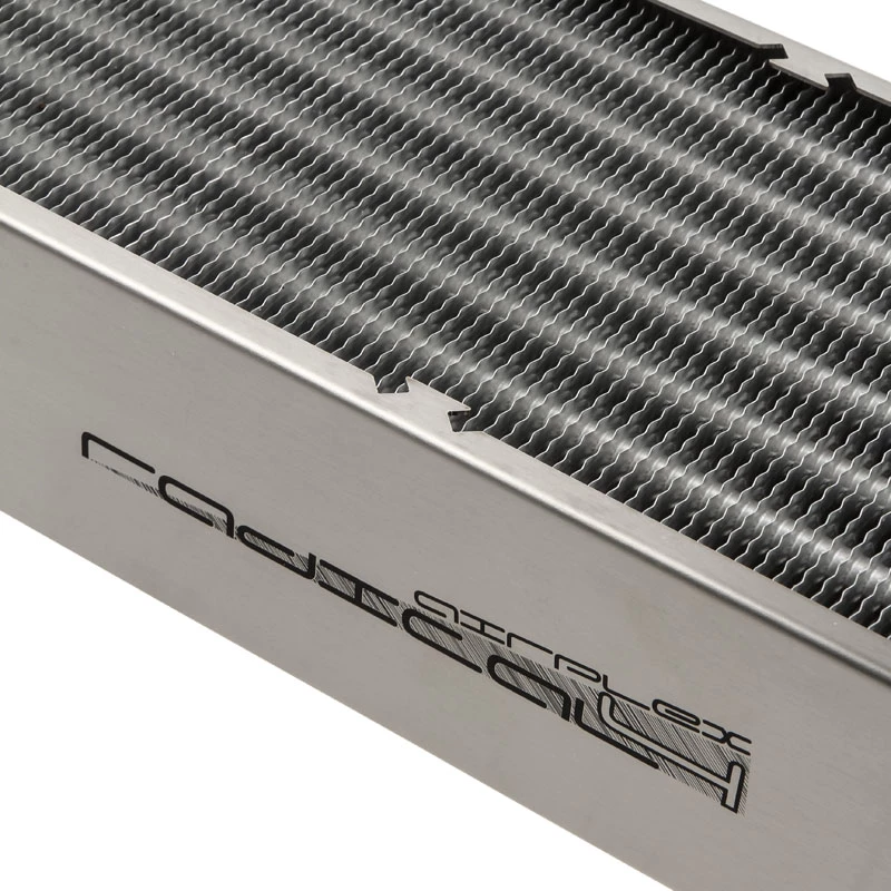 Bloco radiador Aqua-Computer 33706 — alumínio/cobre/aço inoxidável, 320×140×73 mm, cinzento/prateado