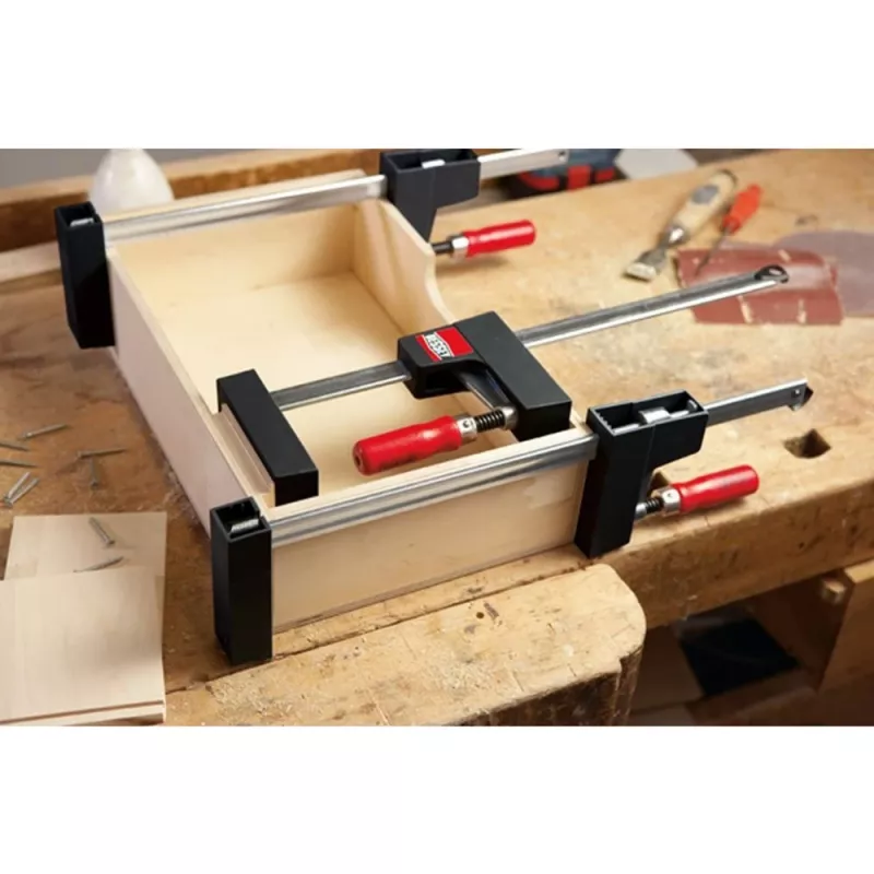 Aperto Bessey UniKlamp UK100, 1000 mm de comprimento, 80 mm de abertura, preto/vermelho