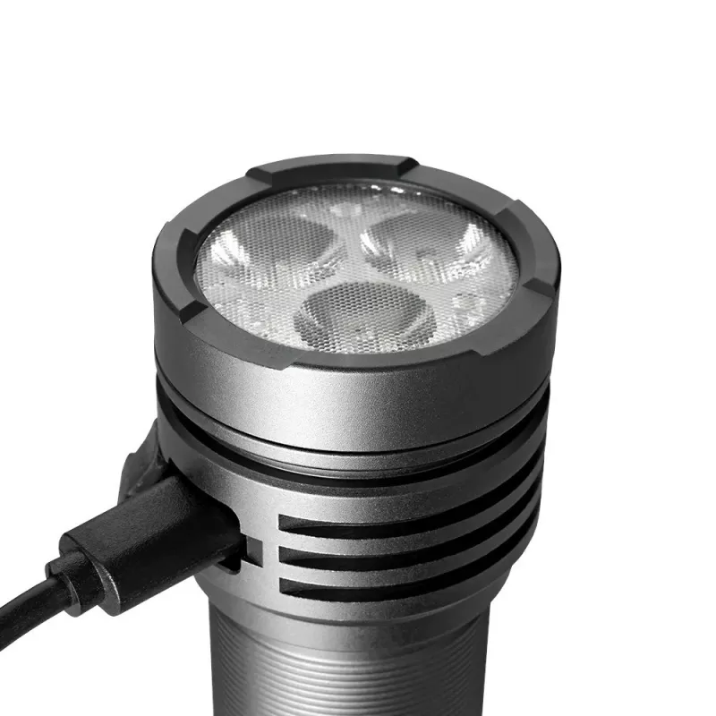 Lanterna LED everActive LUMINATO R FL-3300R – 3300 lúmenes, recarregável
