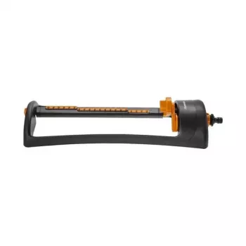 Aspersor de água Fiskars 1023661 em metal preto, laranja