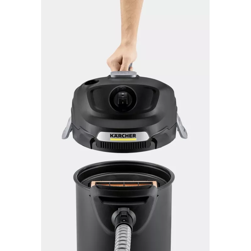 Aspirador a seco Karcher AD 4 Premium — 17 l, 600 W, sem saco, tubo metálico, tubo cromado