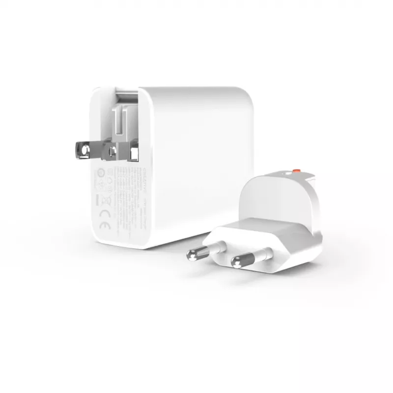 Carregador Creative Labs 67W GaN 1x USB-A 2x USB-C PD — 67W de potência total de saída, tecnologia GaN