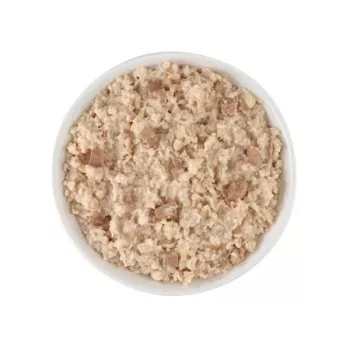 Alimento húmido para gatos Agras Pet Foods Schesir Baby em Caldo 70 g — Frango, sem cereais, para gatos jovens