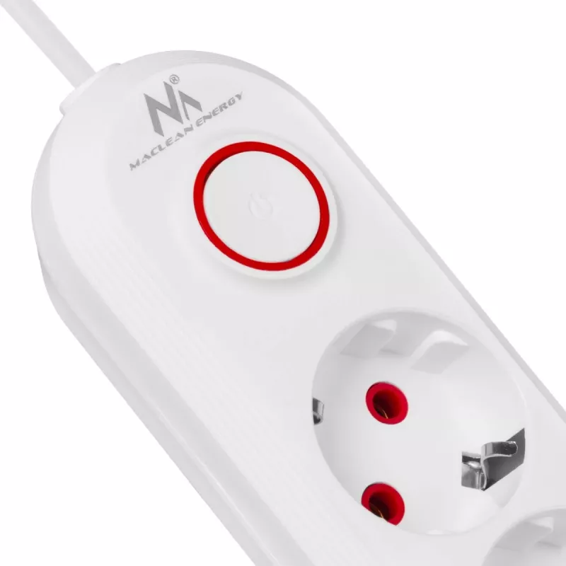 Extensão elétrica MACLEAN MCE394W — 3 tomadas, 3×USB 2,1A, 110–240V AC, 2500W, cabo de 1,5 m, branco