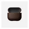 Capa de pele Nomad V3 Rustic Brown para AirPods — proteção em pele para o estojo de carregamento dos AirPods
