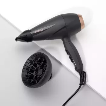 Secador de cabelo BABYLISS 6709DE 2100 W iónico com difusor e concentrador, 2 velocidades, 2 níveis de calor, preto