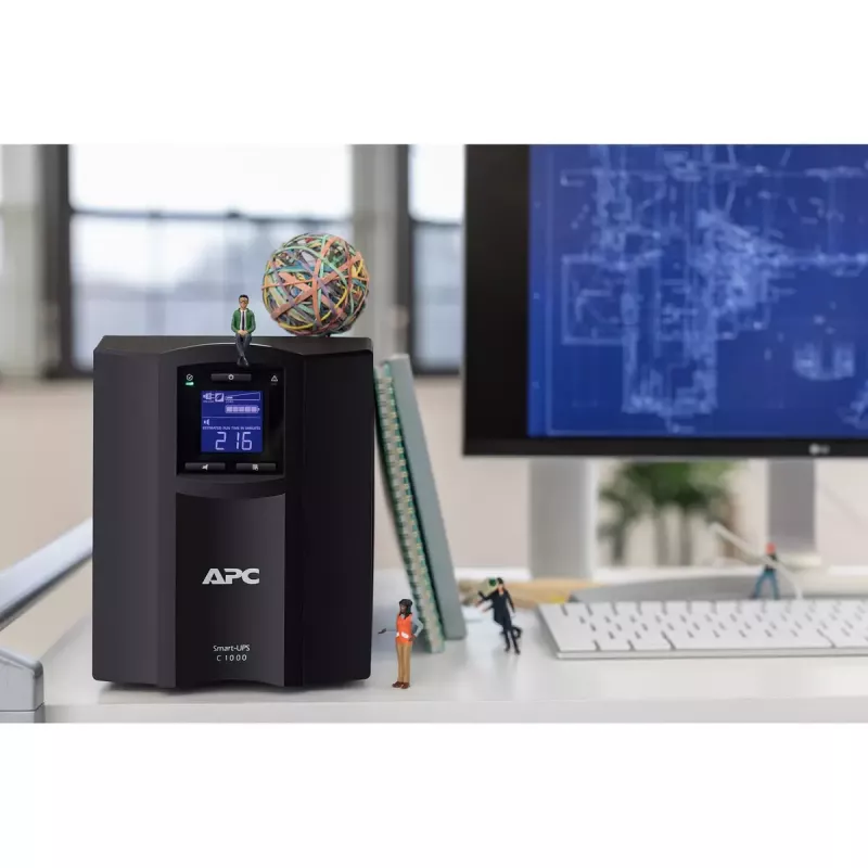 UPS APC Smart-UPS C, Line Interactive, 1000VA, torre, 230V, 8x tomadas IEC C13, porta SmartConnect, comunicação USB e série, AVR, LCD gráfico