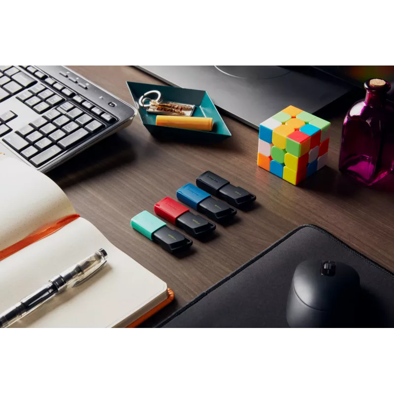 Kingston Technology DataTraveler 128GB USB3.2 Gen1 Exodia M (preto + vermelho)
