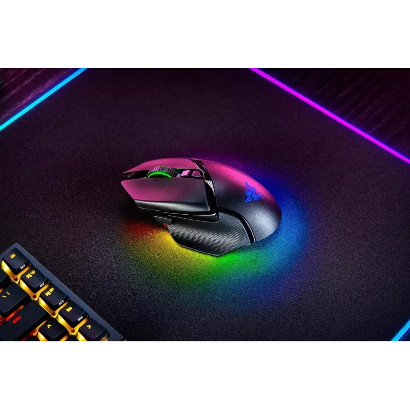 RAZER Basilisk V3 Pro – Rato gaming sem fios personalizável com roda de inclinação Razer HyperScroll