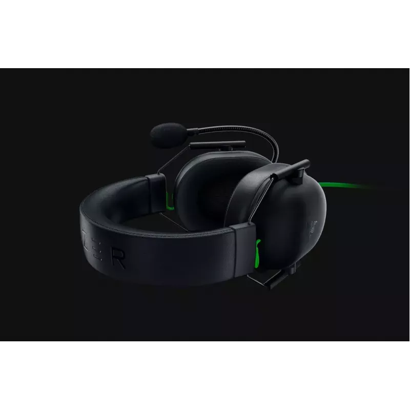 Headset gaming com fios Razer BlackShark V2 X — binaural, 3,5 mm, 32 Ω, 100 dB, microfone articulado com cancelamento de ruído, cabo de 1,3 m, verde/preto