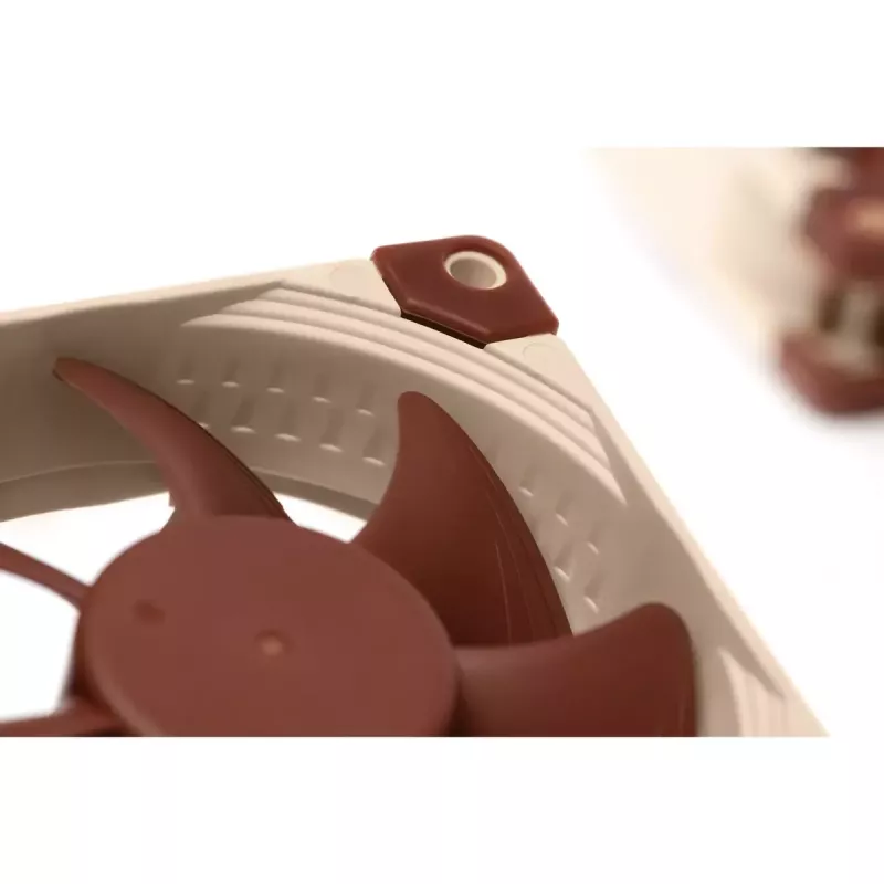 Ventoinha de caixa Noctua NF-A8 PWM — 80 mm, 12 V, 450–2200 rpm, 55,5 m³/h, 17,7 dB, MTBF 150.000 h