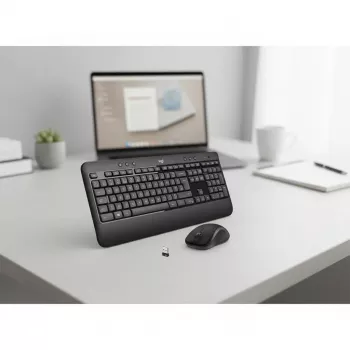 Conjunto de teclado e rato sem fios Logitech MK540 Advanced – teclado QWERTZ de tamanho completo, recetor USB, layout US, rato ergonómico, preto/branco