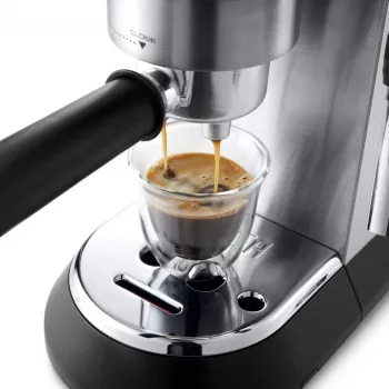 Máquina de café expresso semi-automática De’Longhi Dedica Style EC685.M 1,1 L