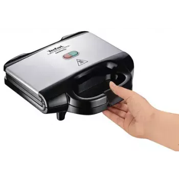 Máquina de sanduíches Tefal SM1572, 700 W, placas de grelhar 230 x 130 mm, aço inoxidável/preto