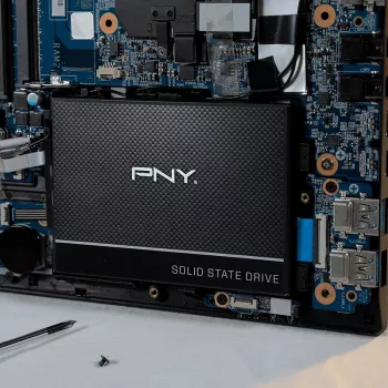 PNY SSD - CS900 - 2 TB - SATA 6 Gbit/s - 2,5 polegadas