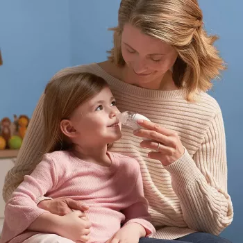 Aspirador nasal elétrico BRAUN BNA 100 — a pilhas, força de aspiração ajustável, pontas removíveis, branco